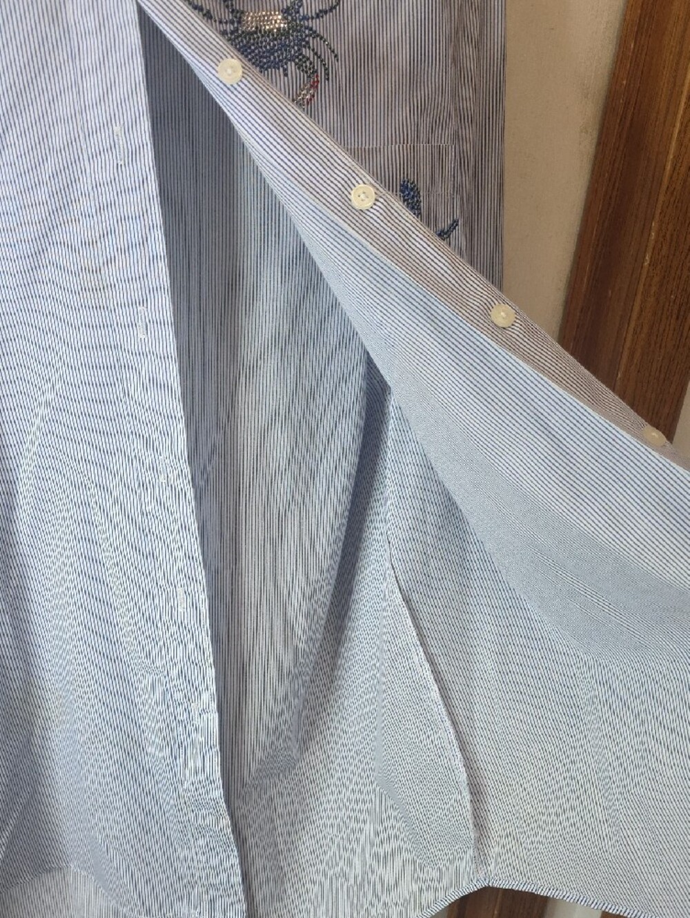 Unbranded Light Blue Striped Women's Button-Up Blouse with Crab Embroidery - Picture 6 of 7